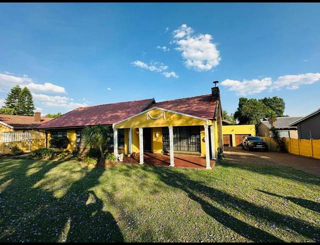 3 BEDROOM HOUSE FOR SALE IN LAMBTON